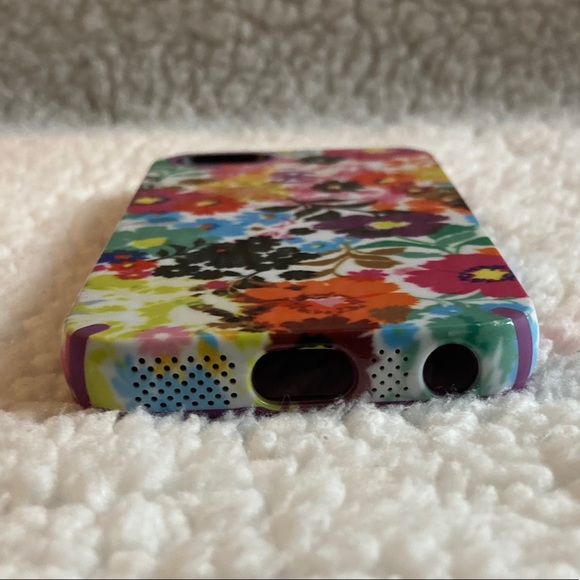 Flowered Speck iPhone 7 case - Picture 2 of 4